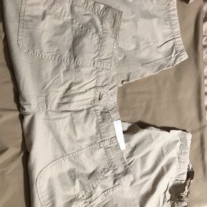 Loft NWT Capri pants 10P.